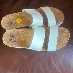 Reef Women's Cushion Vista Hi Sandal. New!